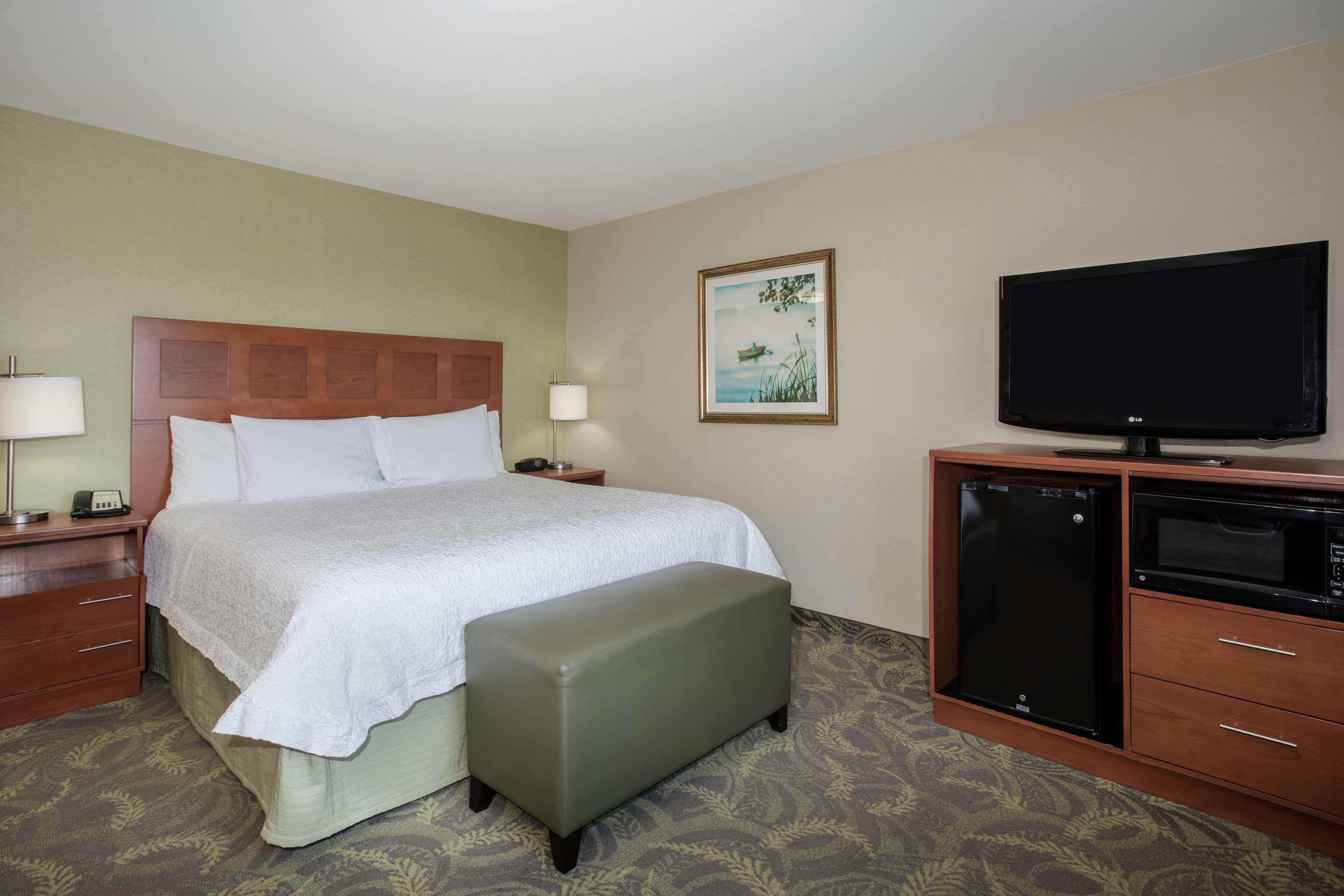 Hampton & 3* Astoria