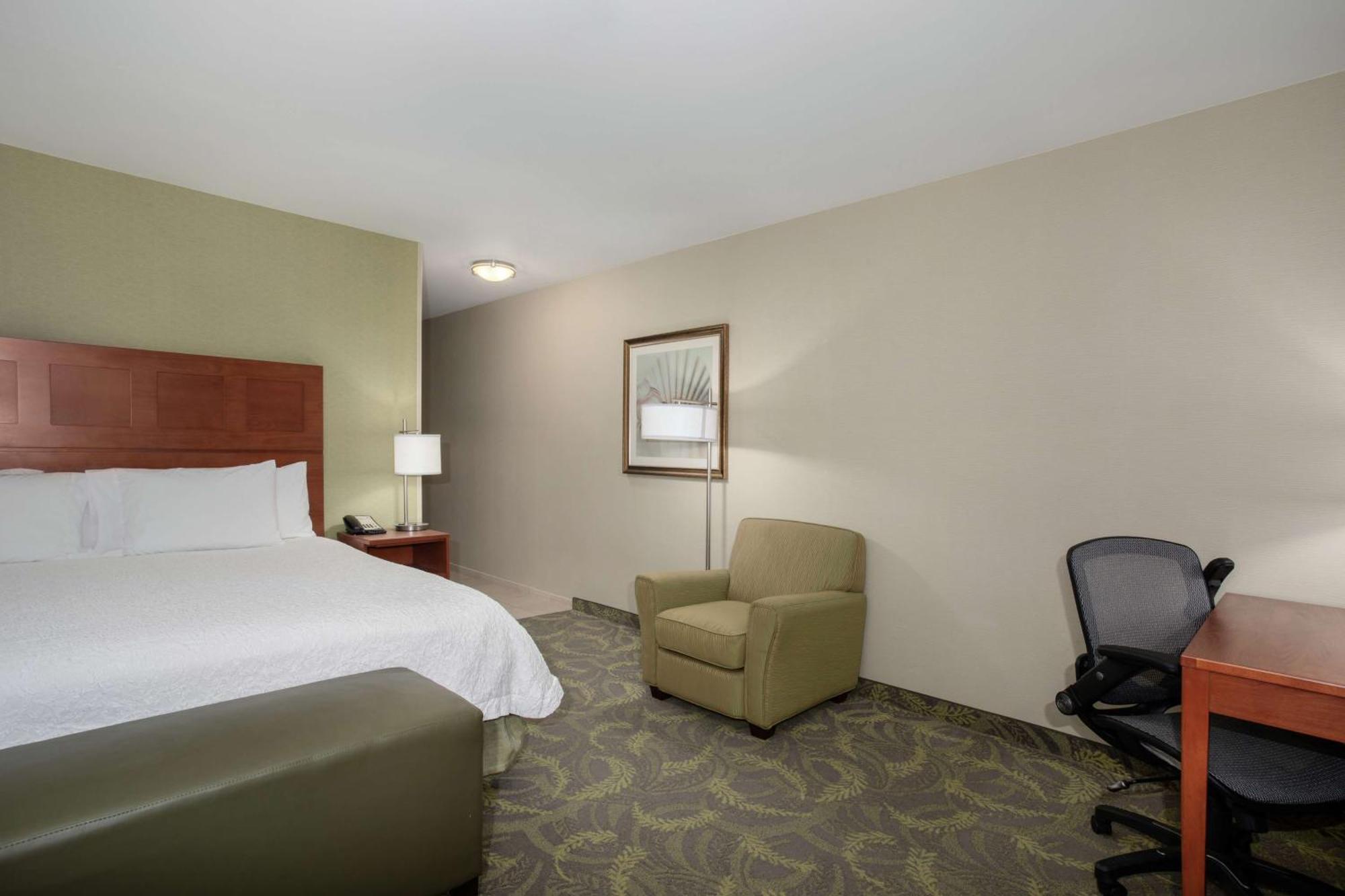 Hotel Hampton &