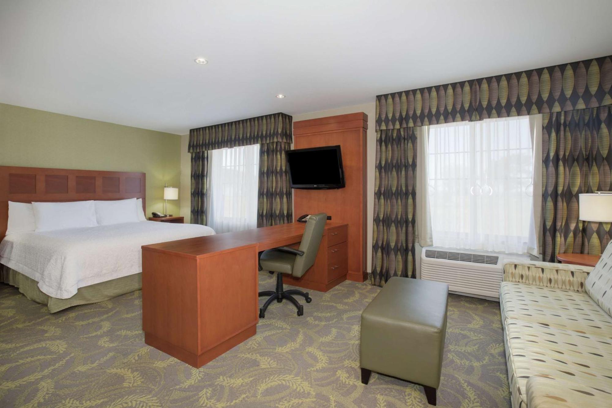 Hotel Hampton & Astoria